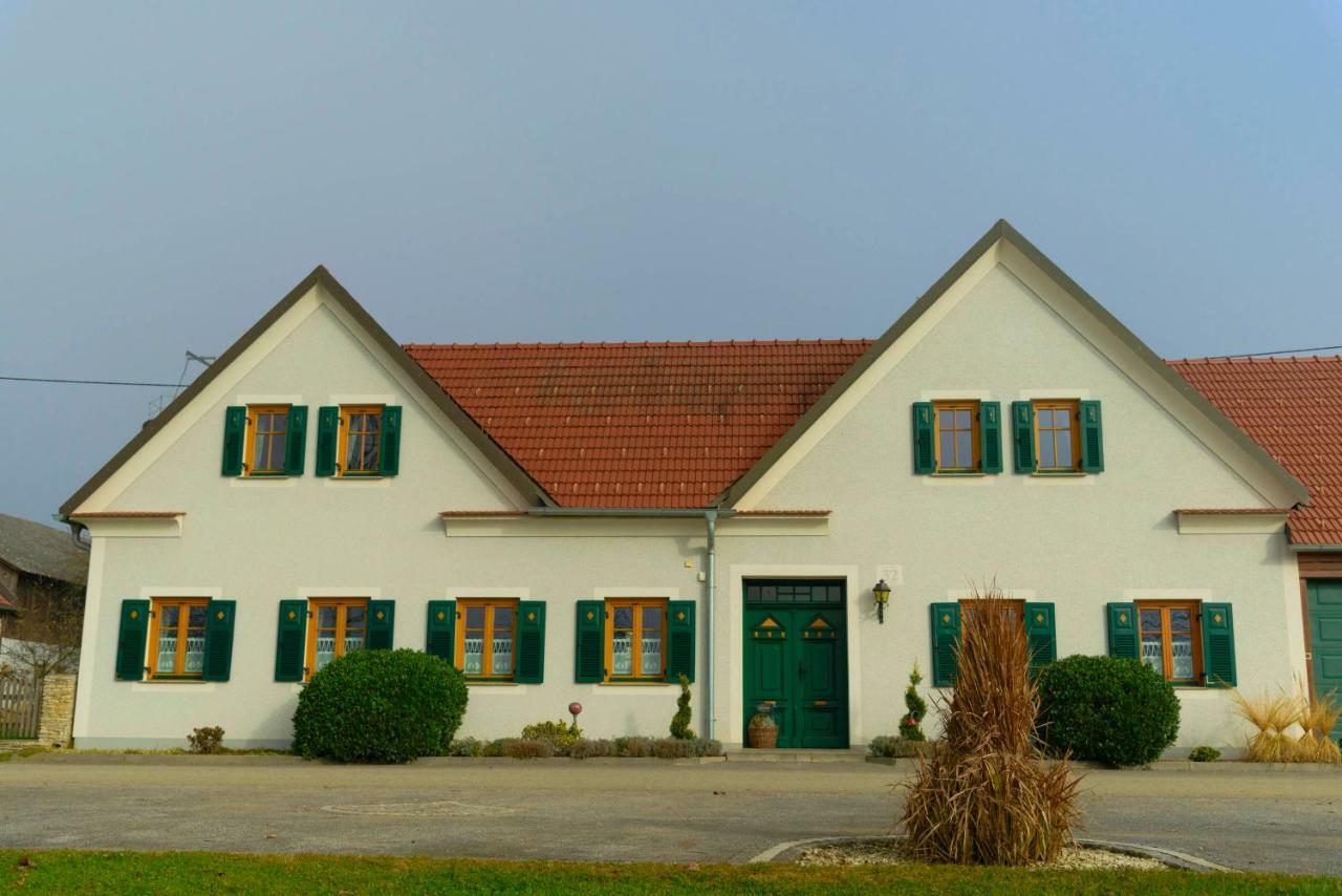 Apartamento Dorfhof Bauer Riegersburg Exterior foto
